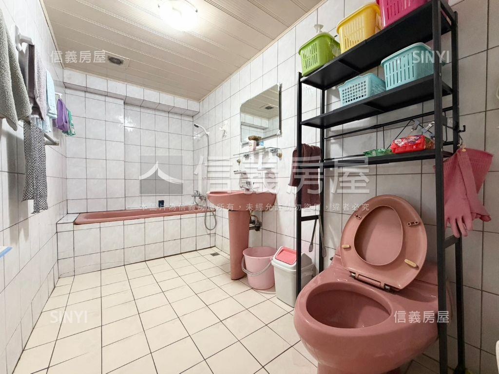 東區文化中心四房車位房屋室內格局與周邊環境