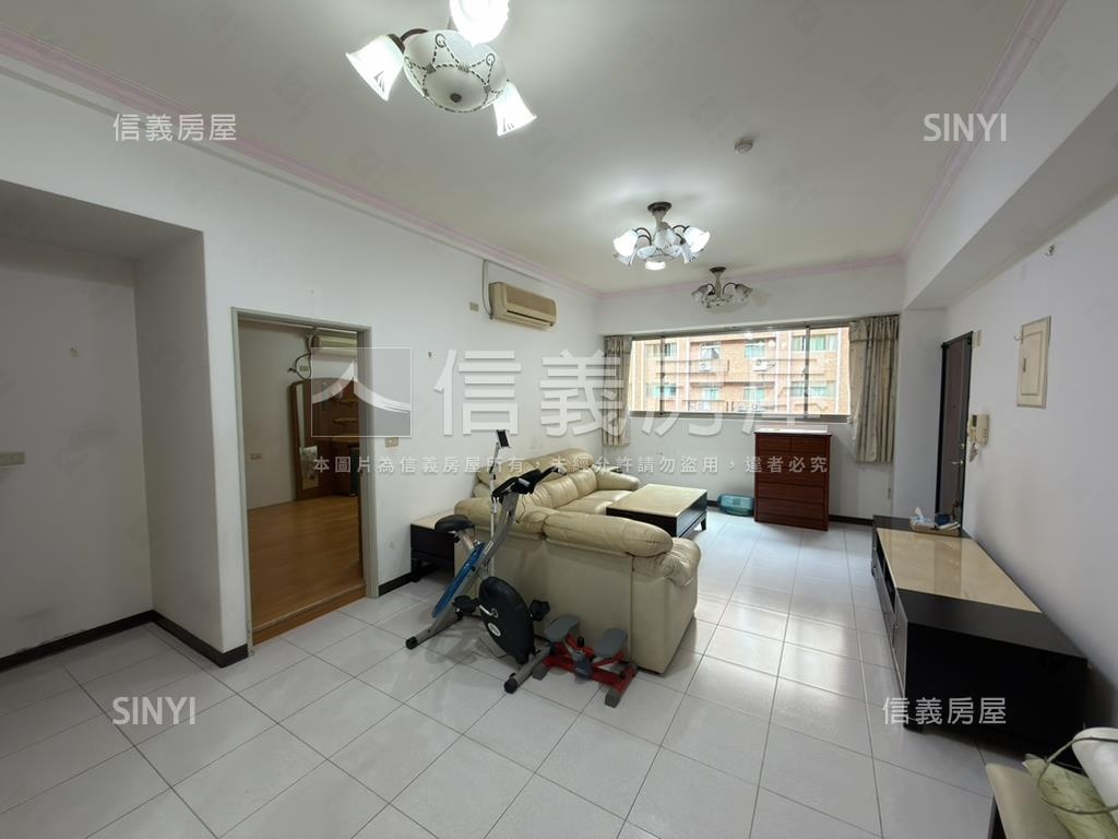 近捷運三民高中理想國三房房屋室內格局與周邊環境