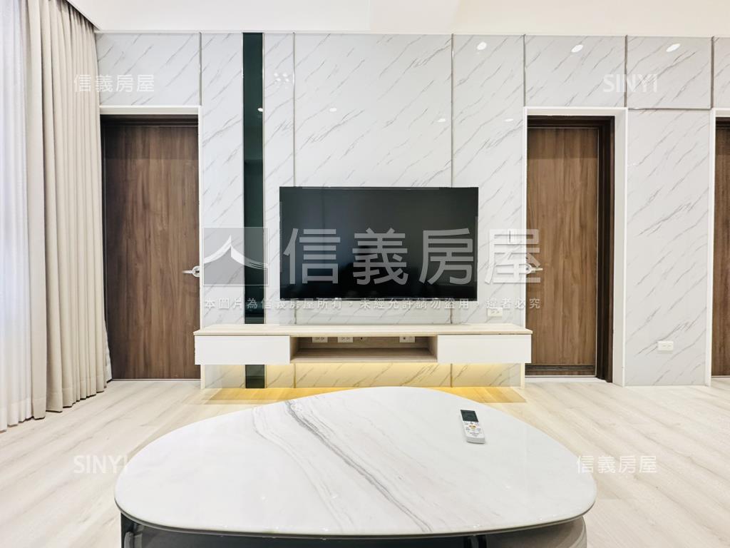 小檜溪美裝潢三房車位房屋室內格局與周邊環境