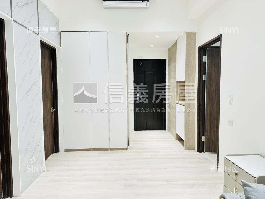 小檜溪美裝潢三房車位房屋室內格局與周邊環境