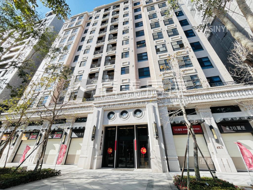 小檜溪美裝潢三房車位房屋室內格局與周邊環境