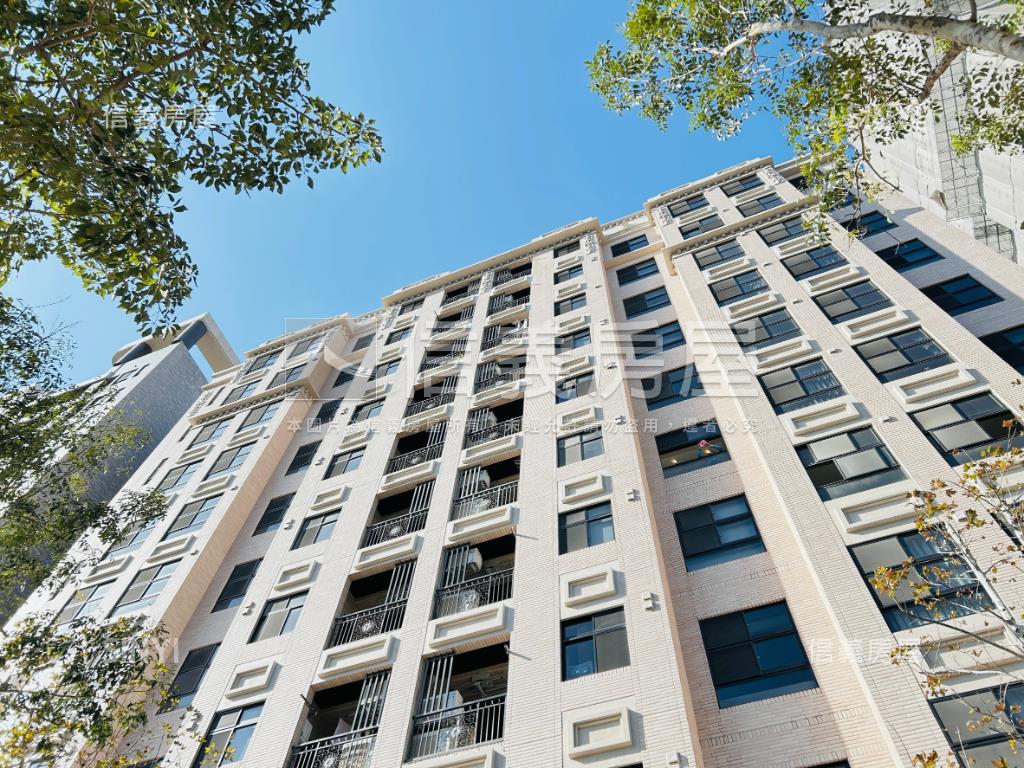 小檜溪美裝潢三房車位房屋室內格局與周邊環境