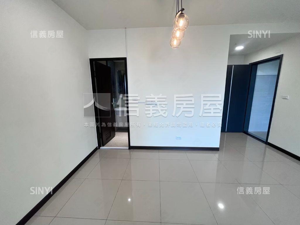 寓上福星三房平面車位房屋室內格局與周邊環境