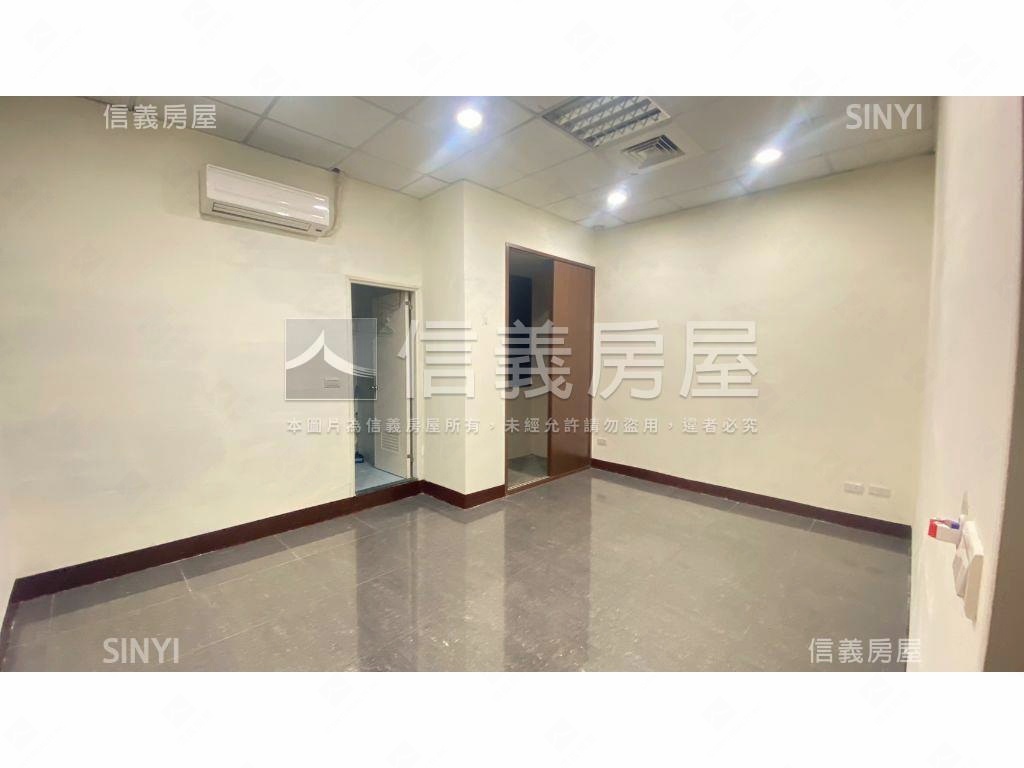新莊夜市稀有店面房屋室內格局與周邊環境