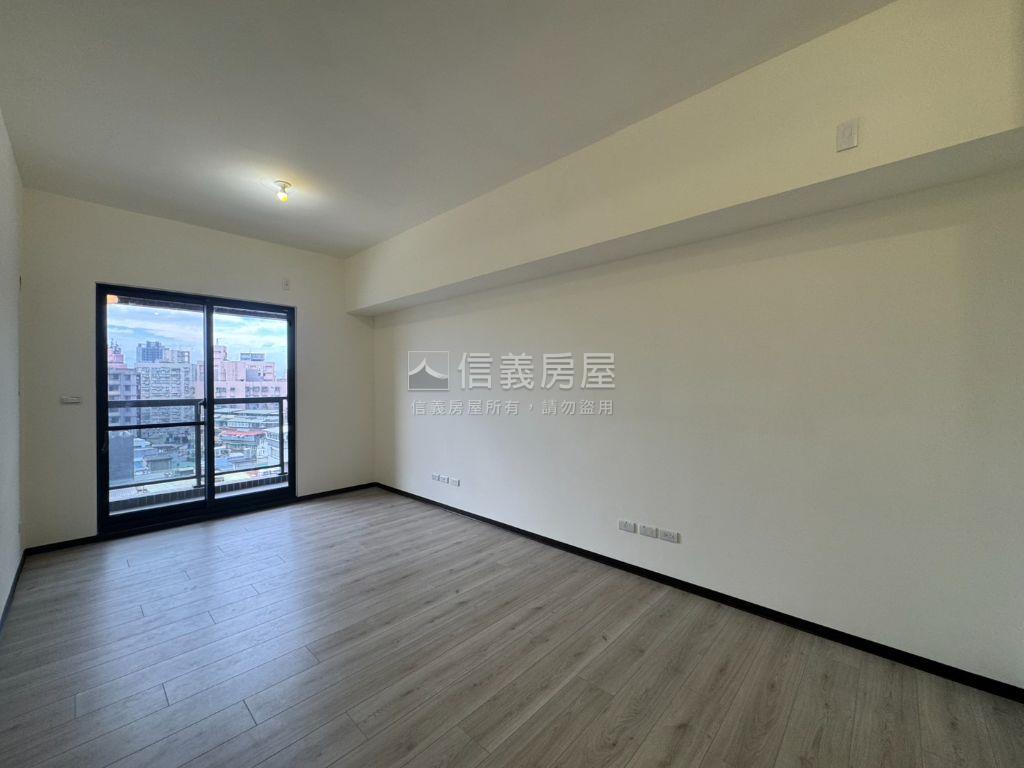 前站★全新大套房有車位房屋室內格局與周邊環境