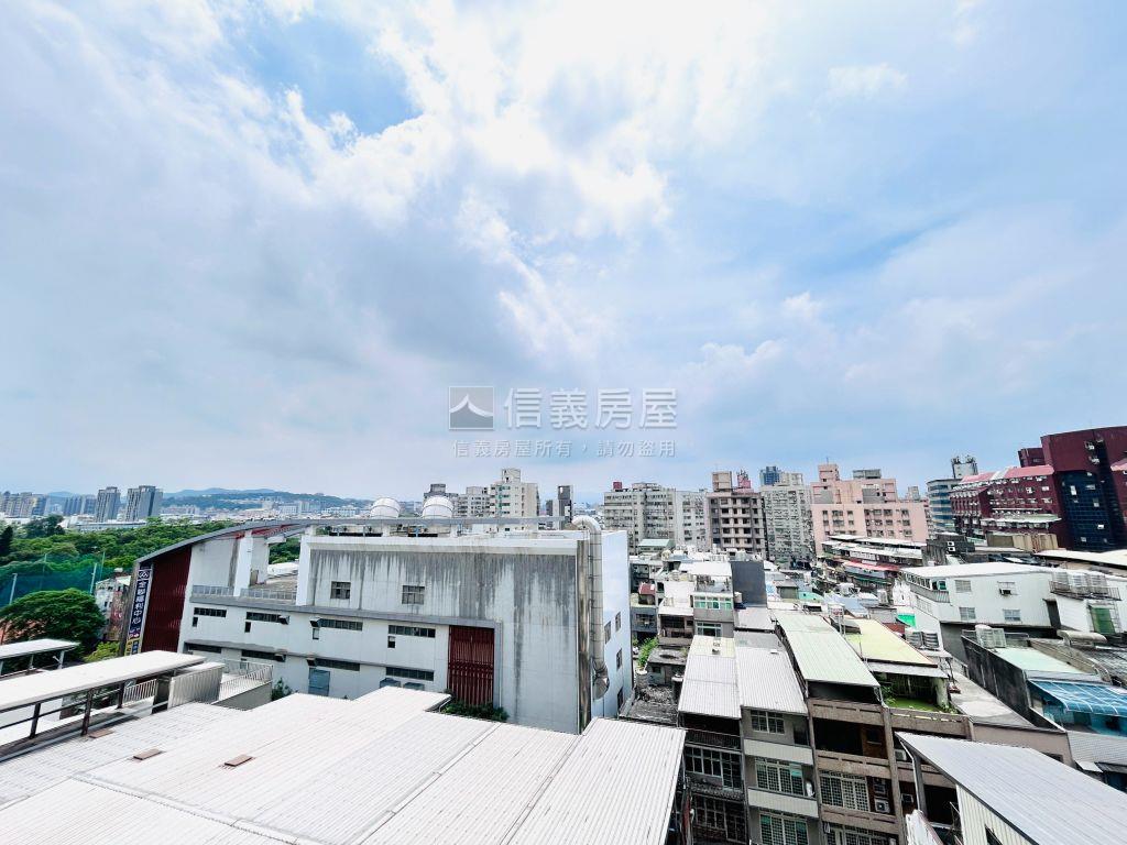 前站★全新大套房有車位房屋室內格局與周邊環境