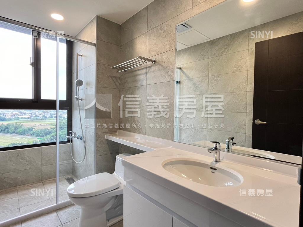 勝麗進行曲三房平車房屋室內格局與周邊環境