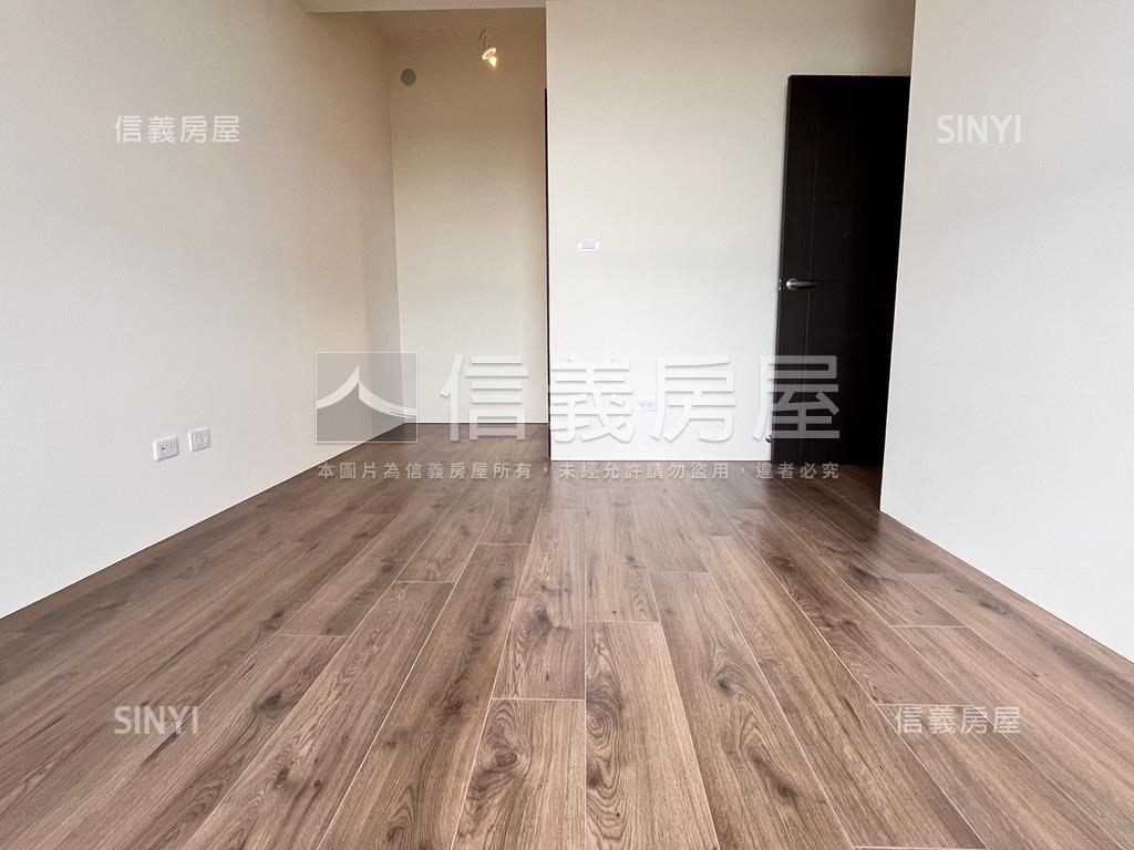 勝麗進行曲三房平車房屋室內格局與周邊環境