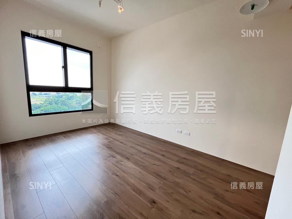 勝麗進行曲三房平車房屋室內格局與周邊環境