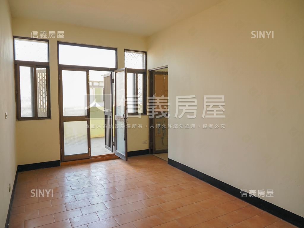 近科工館健身三房公寓房屋室內格局與周邊環境