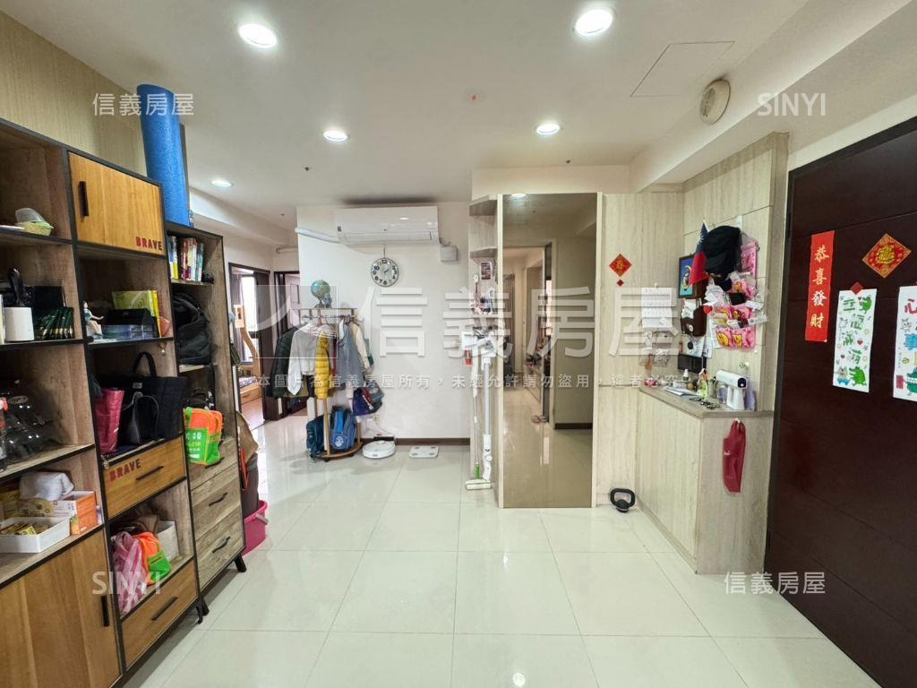 近未來Ｇ０４高樓３房車位房屋室內格局與周邊環境