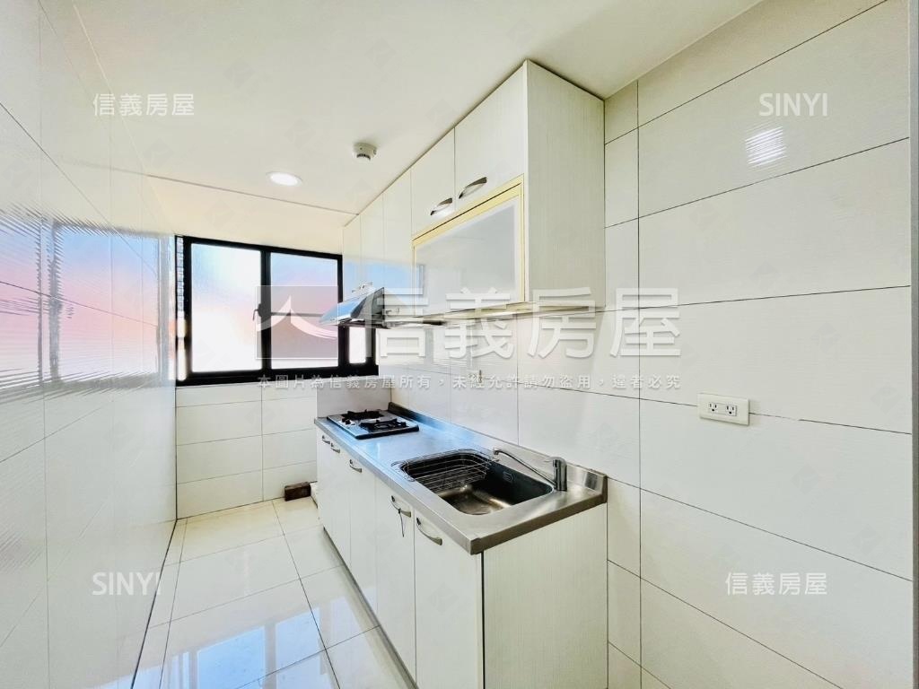 近ＳＯＧＯ採光兩房房屋室內格局與周邊環境