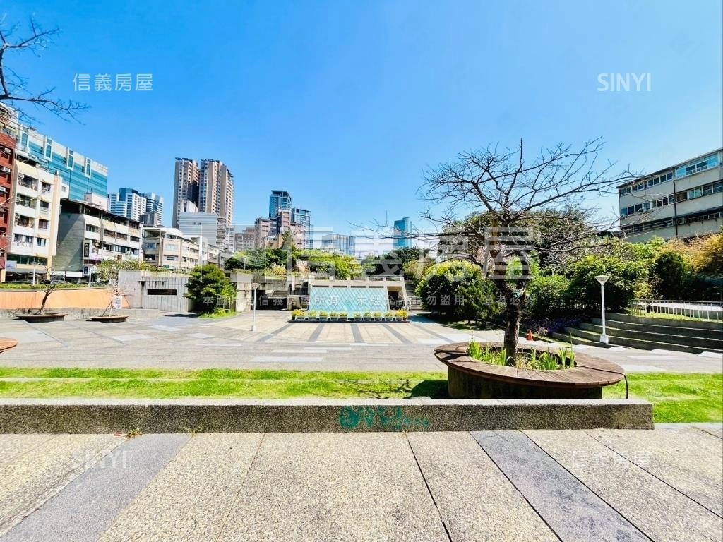 近ＳＯＧＯ採光兩房房屋室內格局與周邊環境