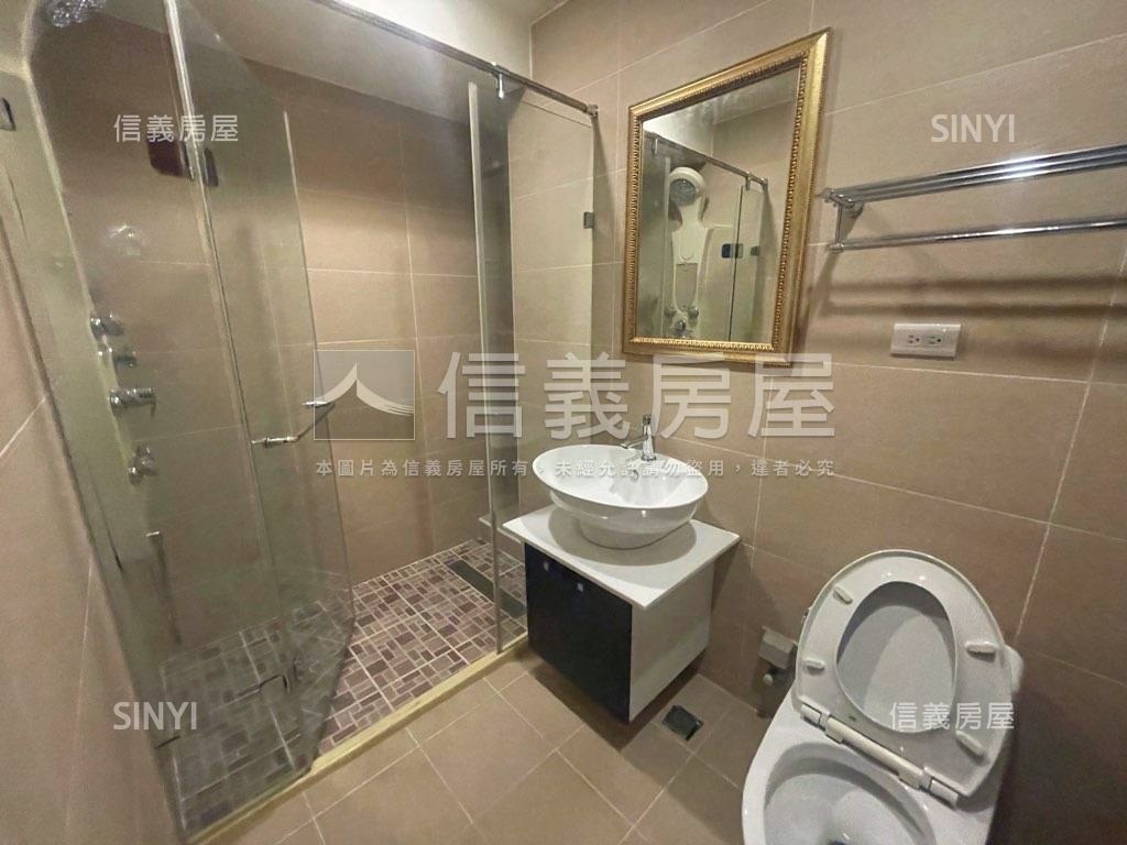 稀有電梯樓中樓房屋室內格局與周邊環境