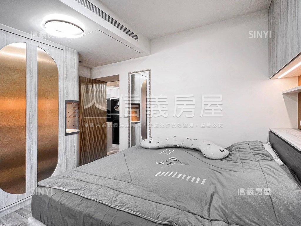 小港面寬約１０米漂亮店面房屋室內格局與周邊環境