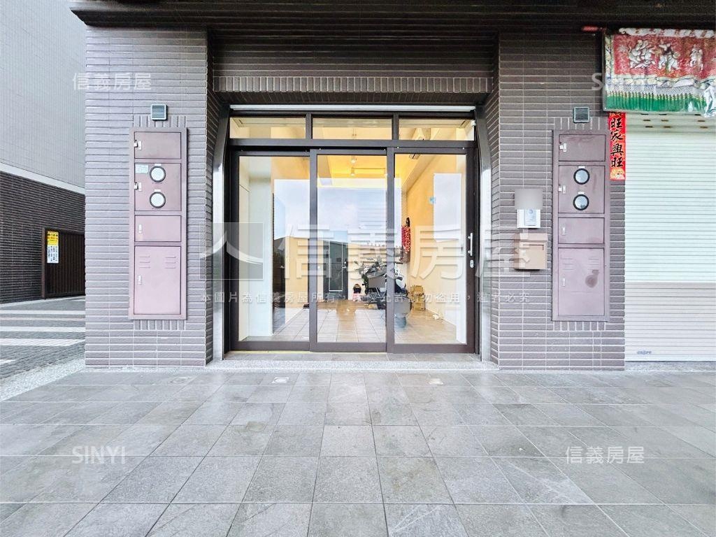 坤悅。美裝潢臨路別墅房屋室內格局與周邊環境