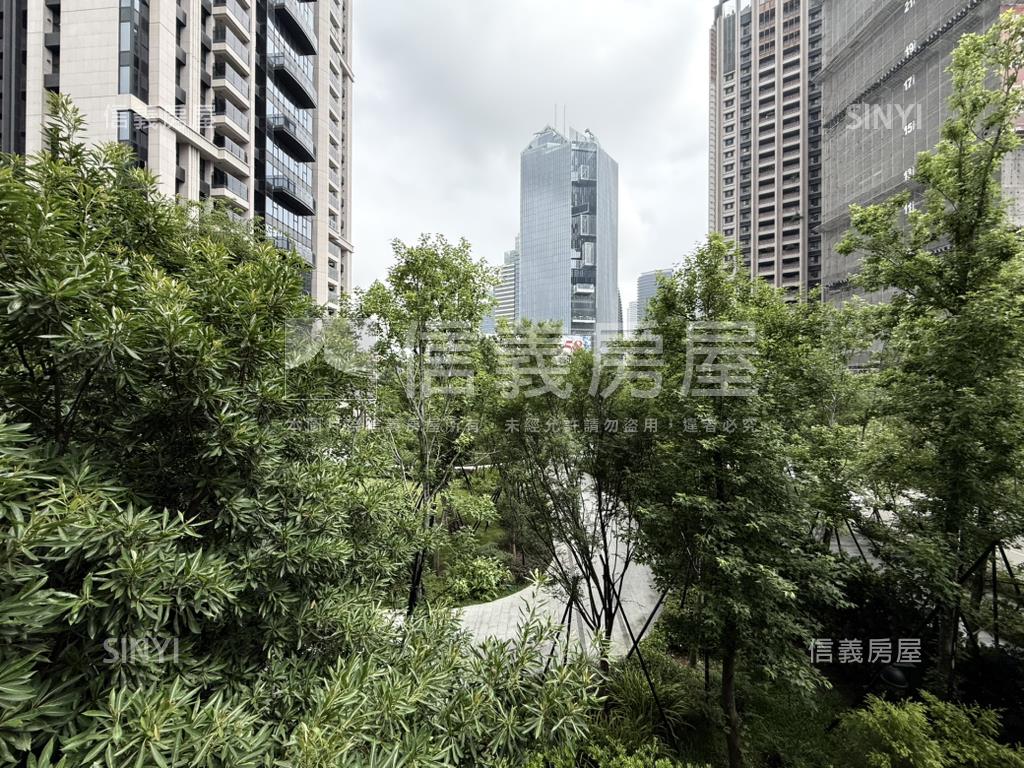 文華匯稀有露臺戶房屋室內格局與周邊環境