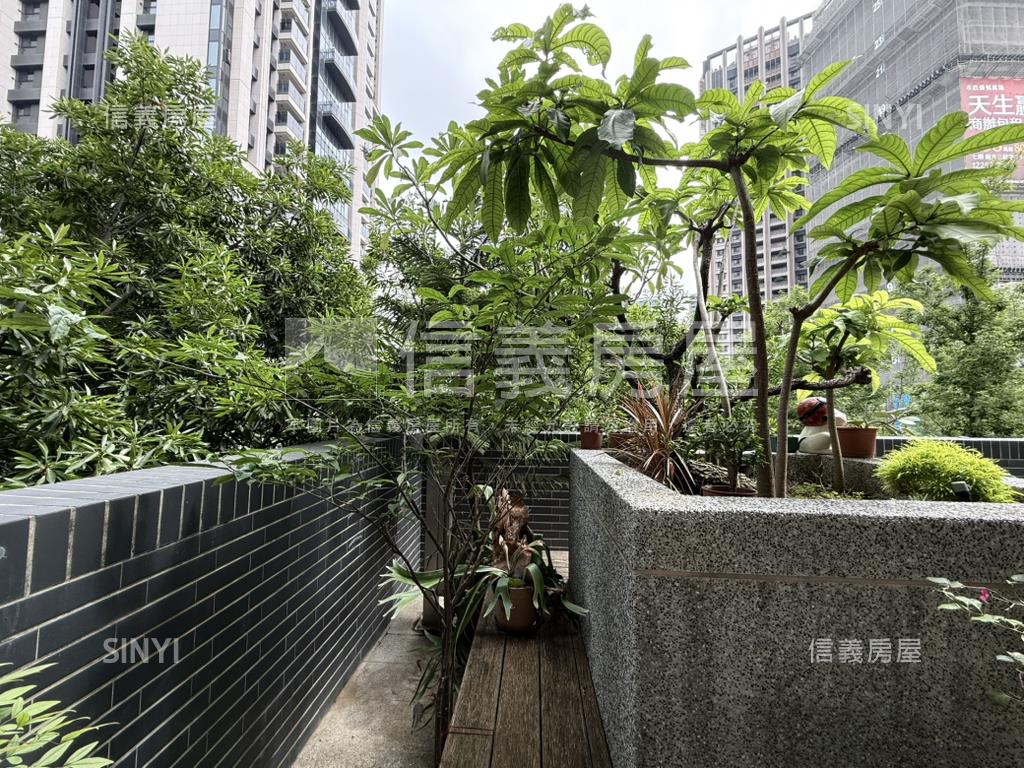 文華匯稀有露臺戶房屋室內格局與周邊環境