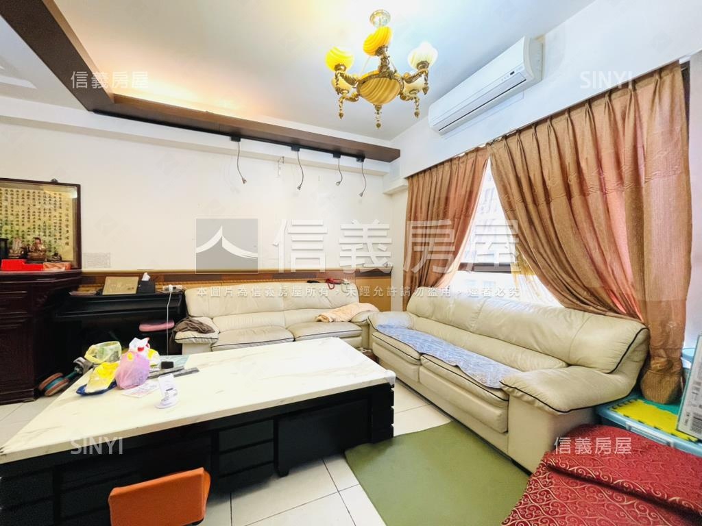 臻星·電梯４房平面車位房屋室內格局與周邊環境