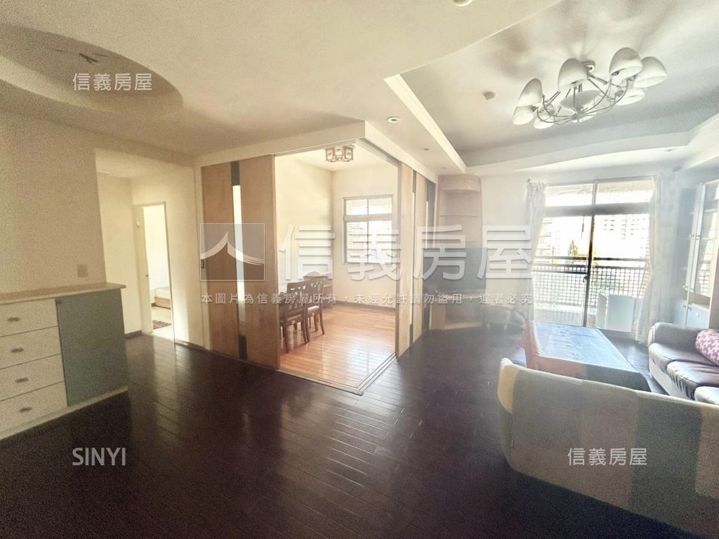 星光市視野三房車位房屋室內格局與周邊環境