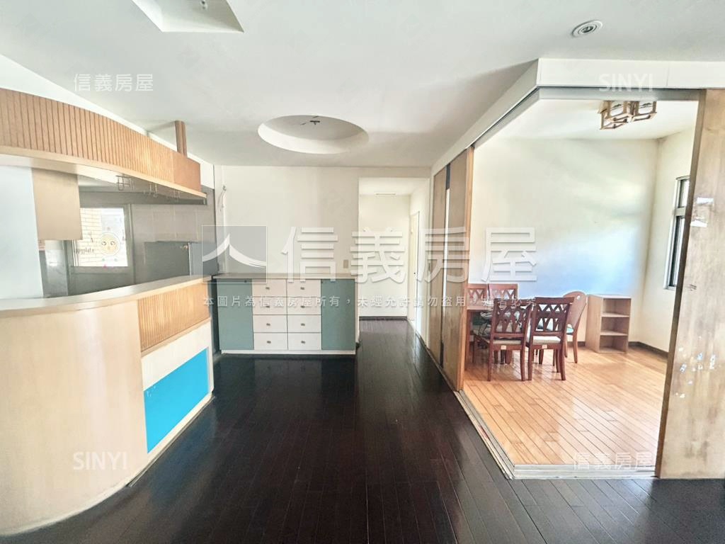 星光市視野三房車位房屋室內格局與周邊環境