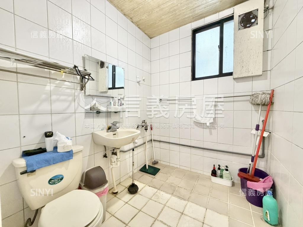 萬板路の天空之城房屋室內格局與周邊環境