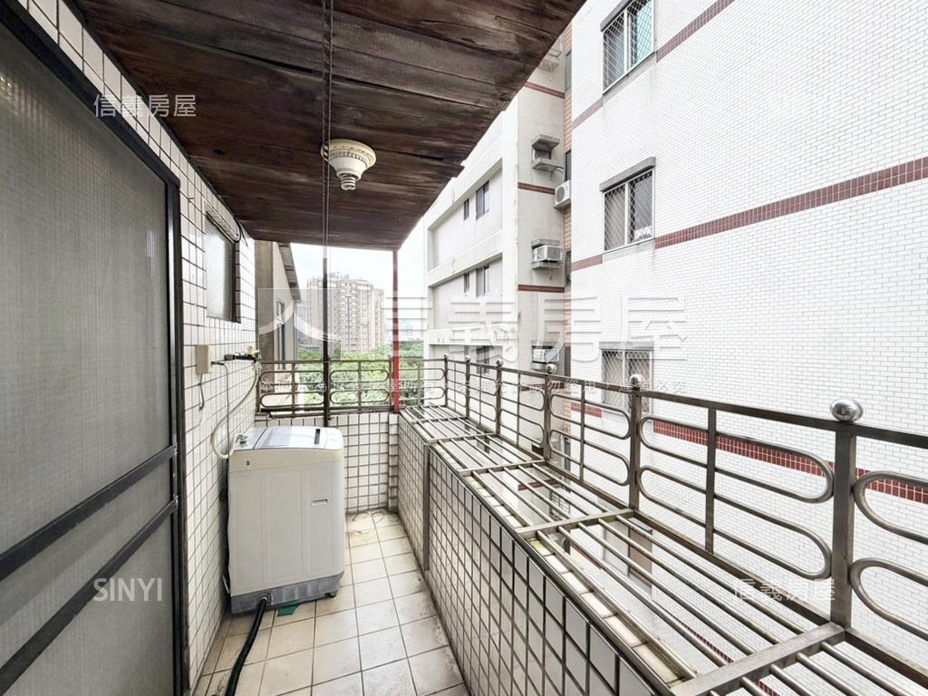 萬板路の天空之城房屋室內格局與周邊環境