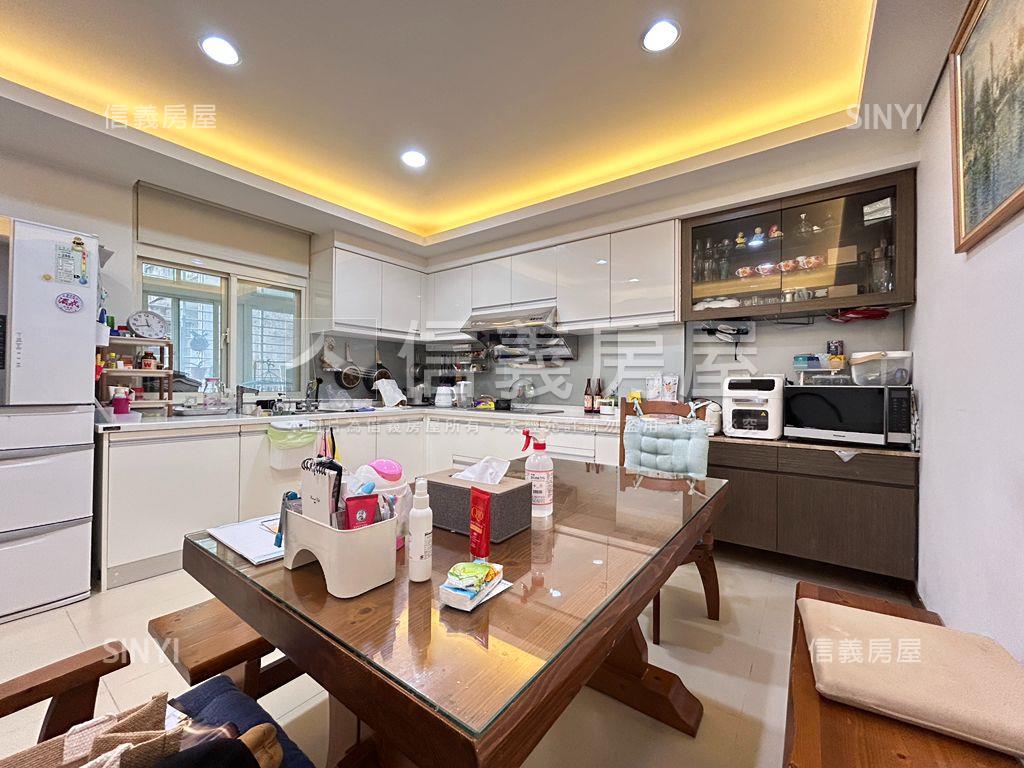 華新黃金三樓屋況好棒房屋室內格局與周邊環境