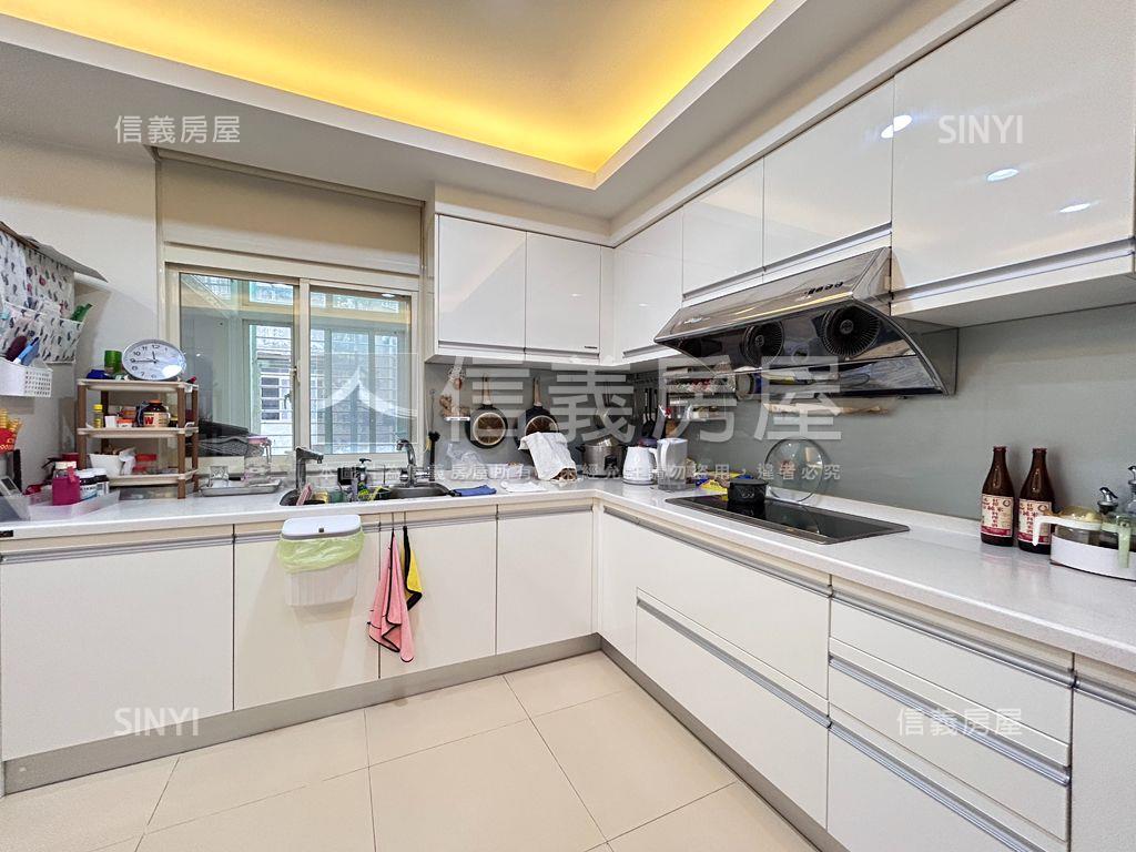 華新黃金三樓屋況好棒房屋室內格局與周邊環境