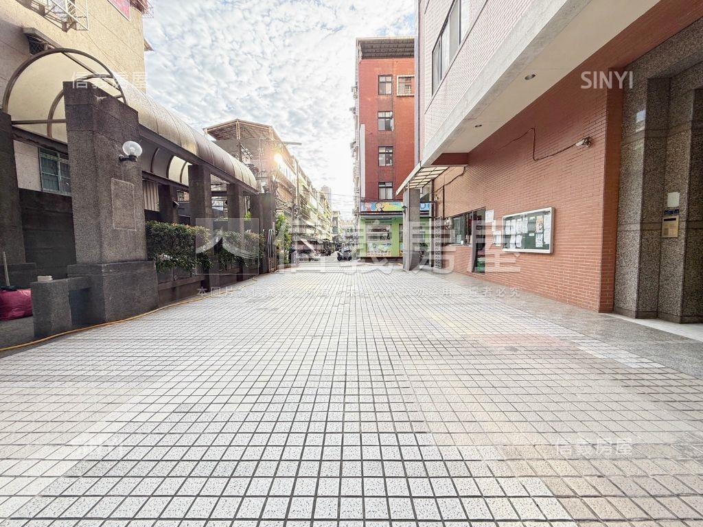 老爺華廈⭐車位！！房屋室內格局與周邊環境