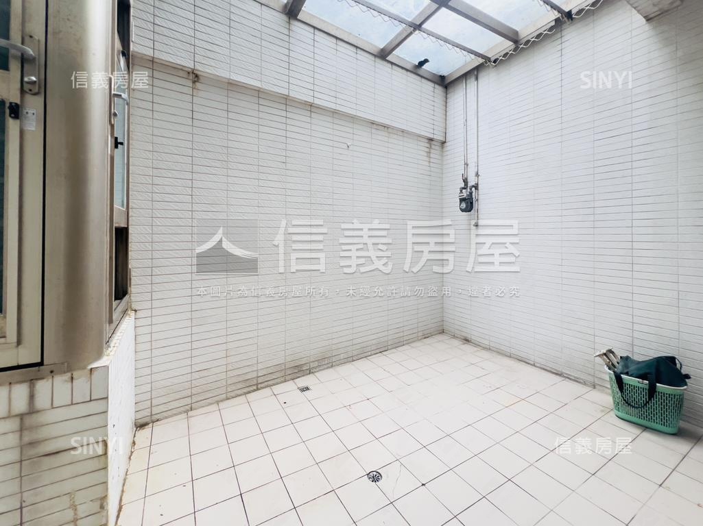 Ａ８花與樹稀有優美透天房屋室內格局與周邊環境
