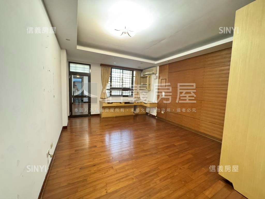 近署立醫院別墅房屋室內格局與周邊環境