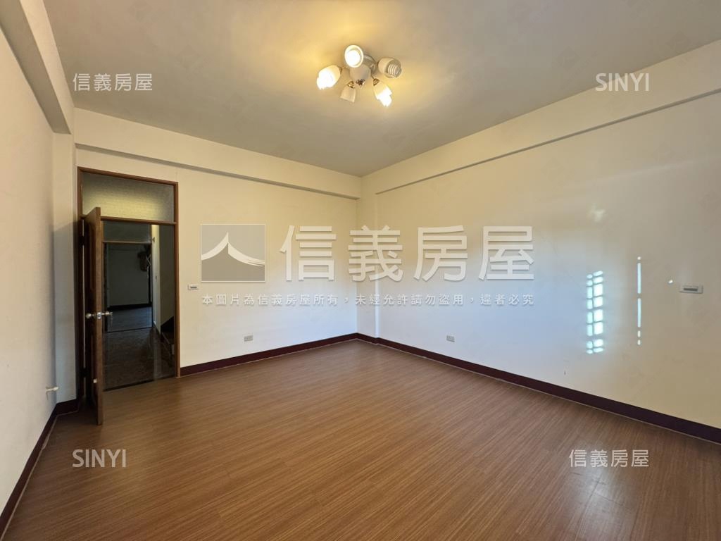 近署立醫院別墅房屋室內格局與周邊環境