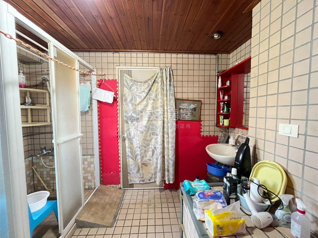 碧湖甲天下綠景兩房房屋室內格局與周邊環境