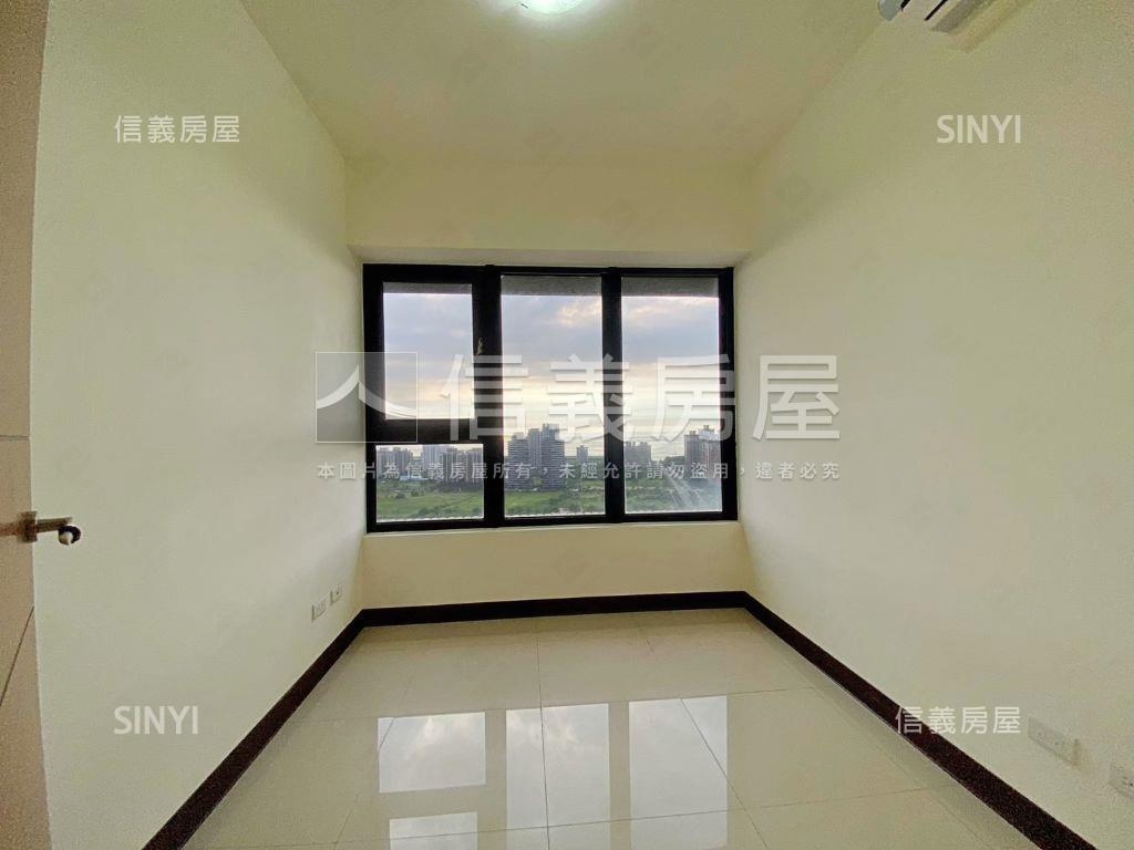 海洋都心２㊣極致美景三房房屋室內格局與周邊環境