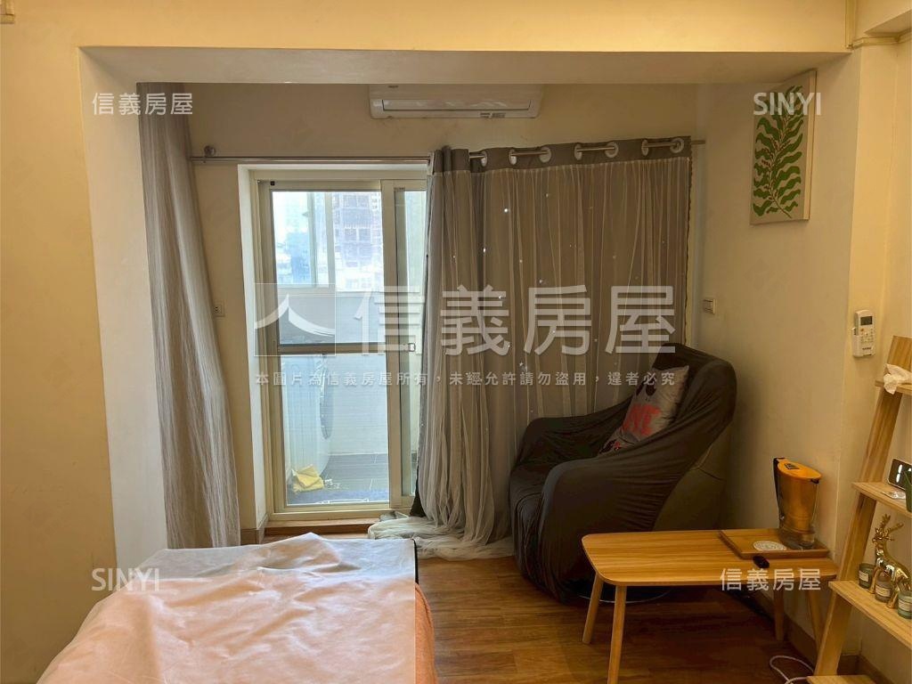翡翠名宮看過來房屋室內格局與周邊環境