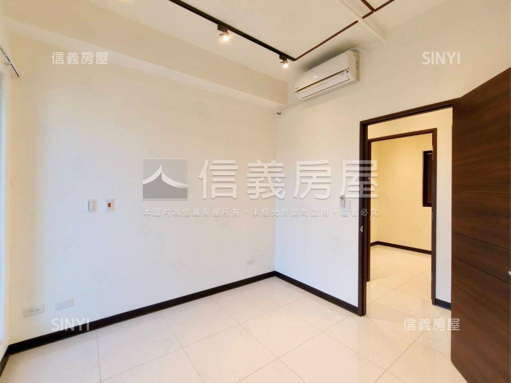 【ＶＲ】南方莊園三房車位房屋室內格局與周邊環境