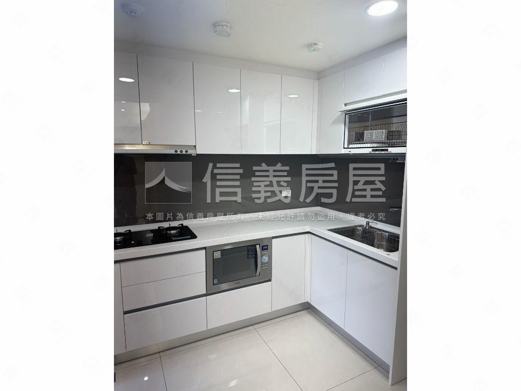 樹海景觀小露臺豪邸房屋室內格局與周邊環境