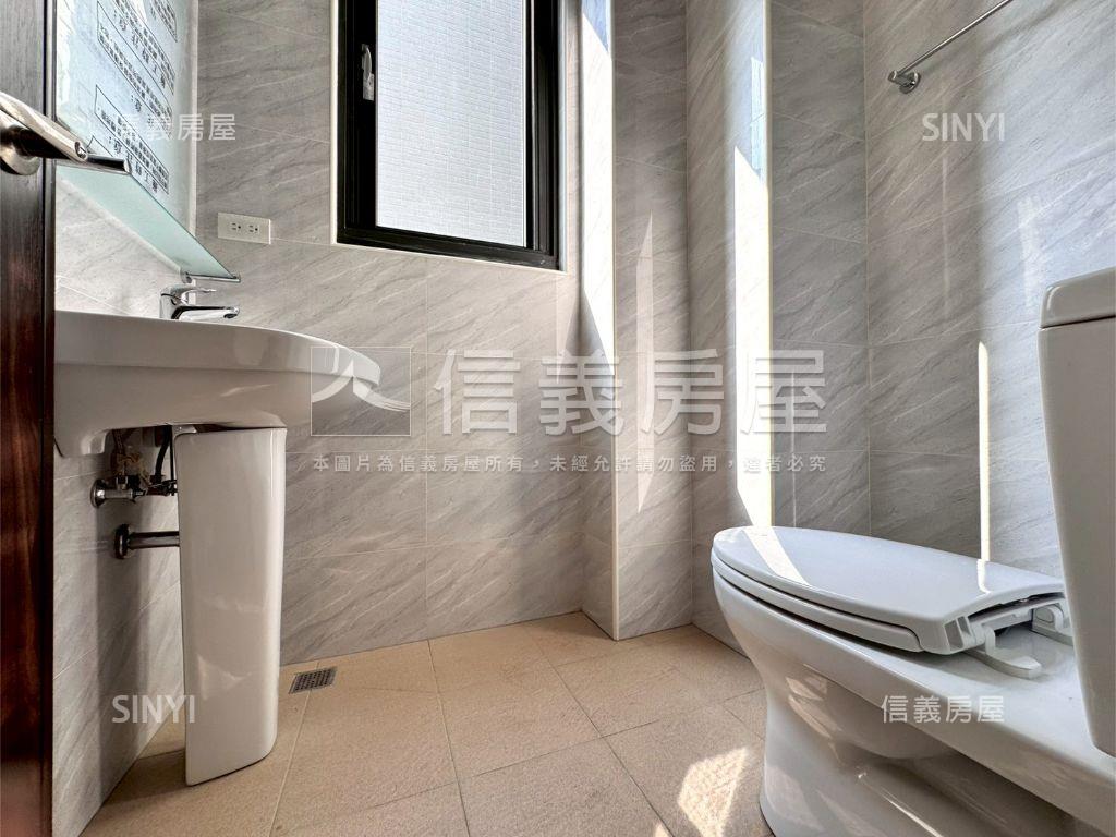 麗康弘文全新電梯別墅房屋室內格局與周邊環境