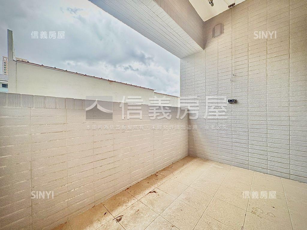 ＬＭ｜陽光四季三房平車房屋室內格局與周邊環境