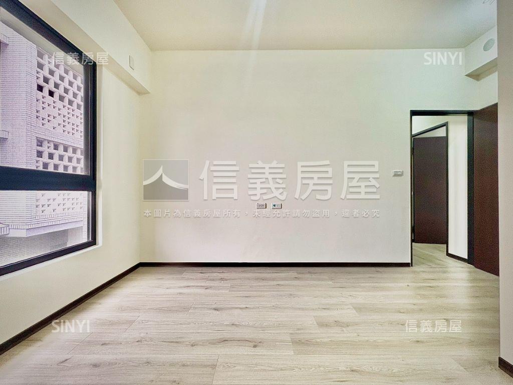 ＬＭ｜陽光四季三房平車房屋室內格局與周邊環境