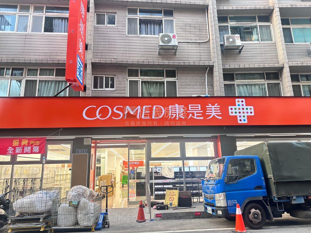 近清大南校美３房車位房屋室內格局與周邊環境