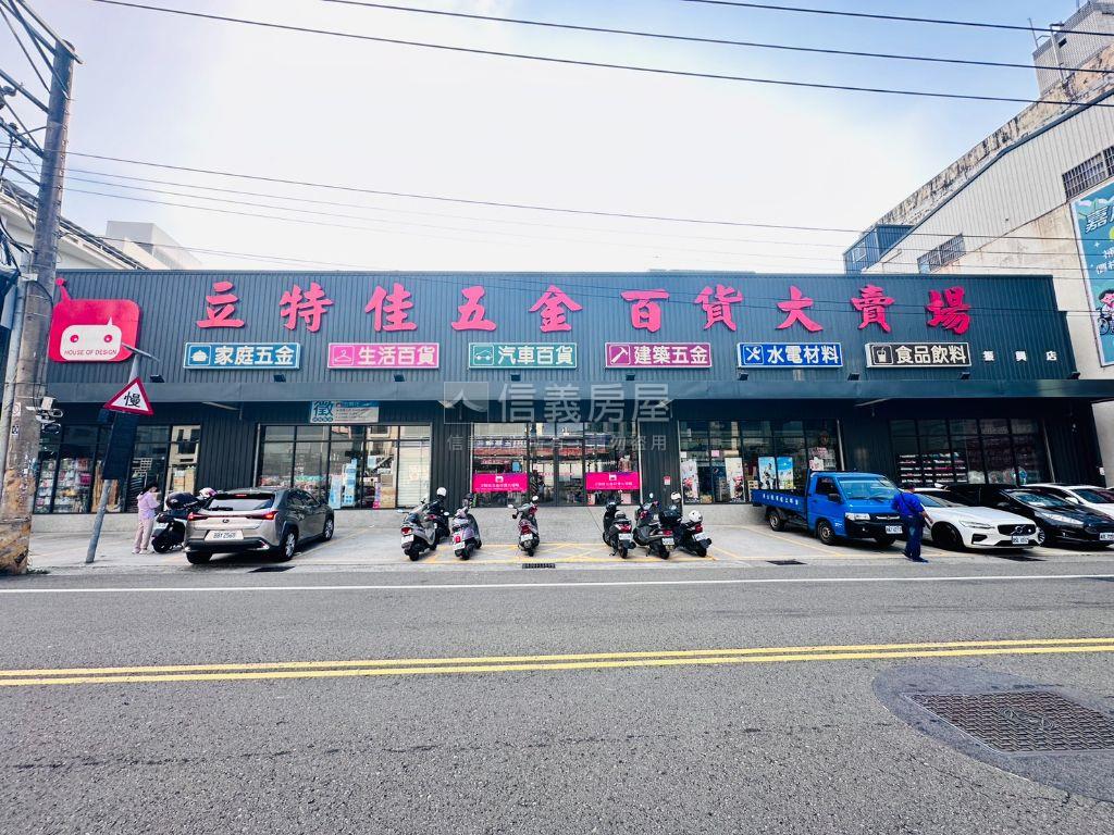 近清大南校美３房車位房屋室內格局與周邊環境