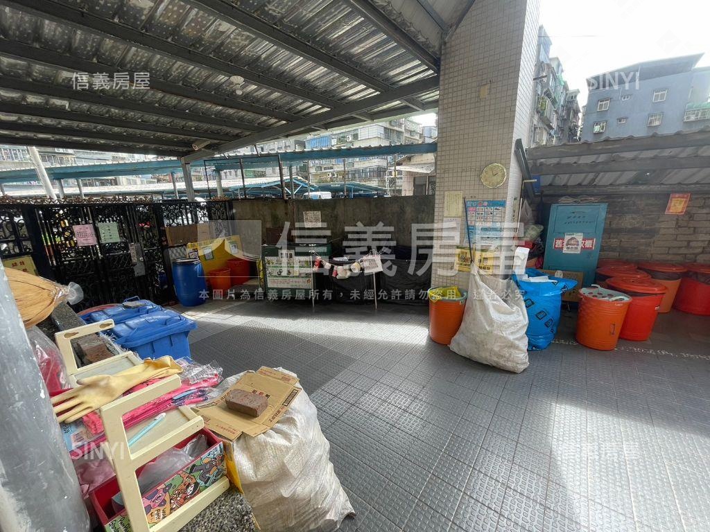 一品華夏精美庭院一樓房屋室內格局與周邊環境