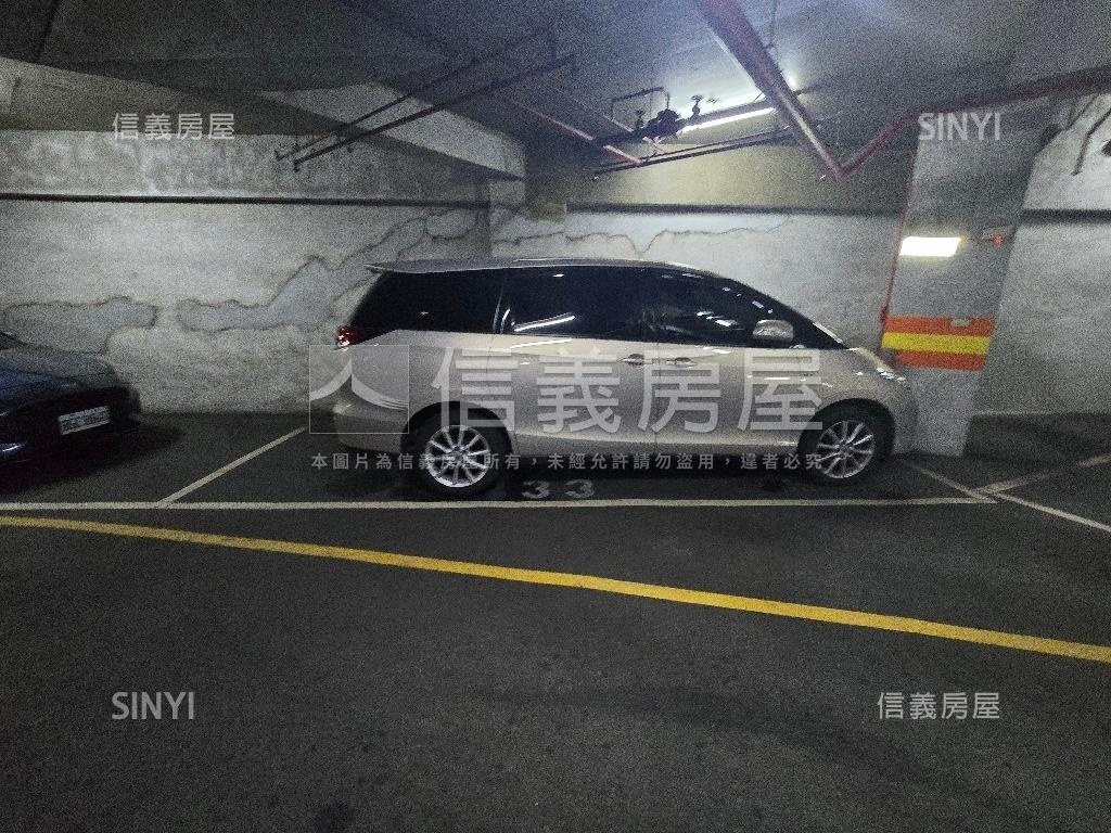 一品華廈精美一樓房屋室內格局與周邊環境