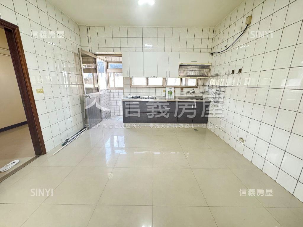 新接案北安華廈房屋室內格局與周邊環境