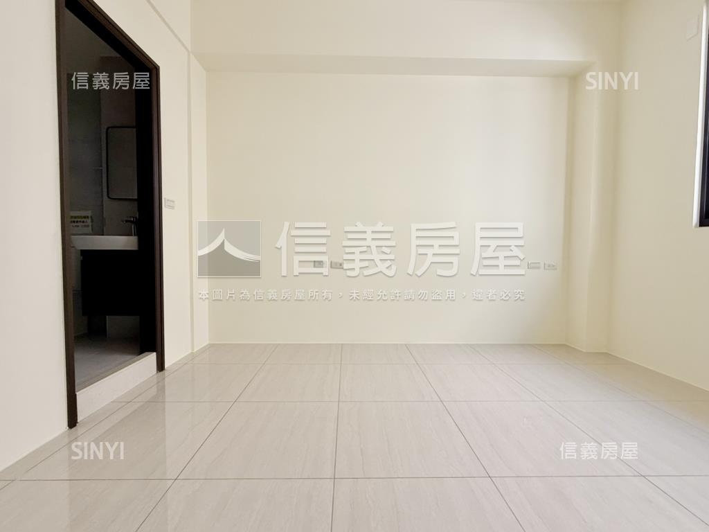 全新煌聖大鉅間間套房美宅房屋室內格局與周邊環境