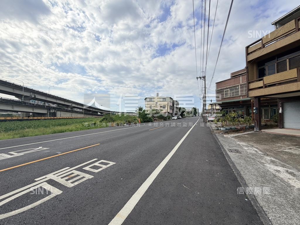 近善化火車站臨路美地房屋室內格局與周邊環境