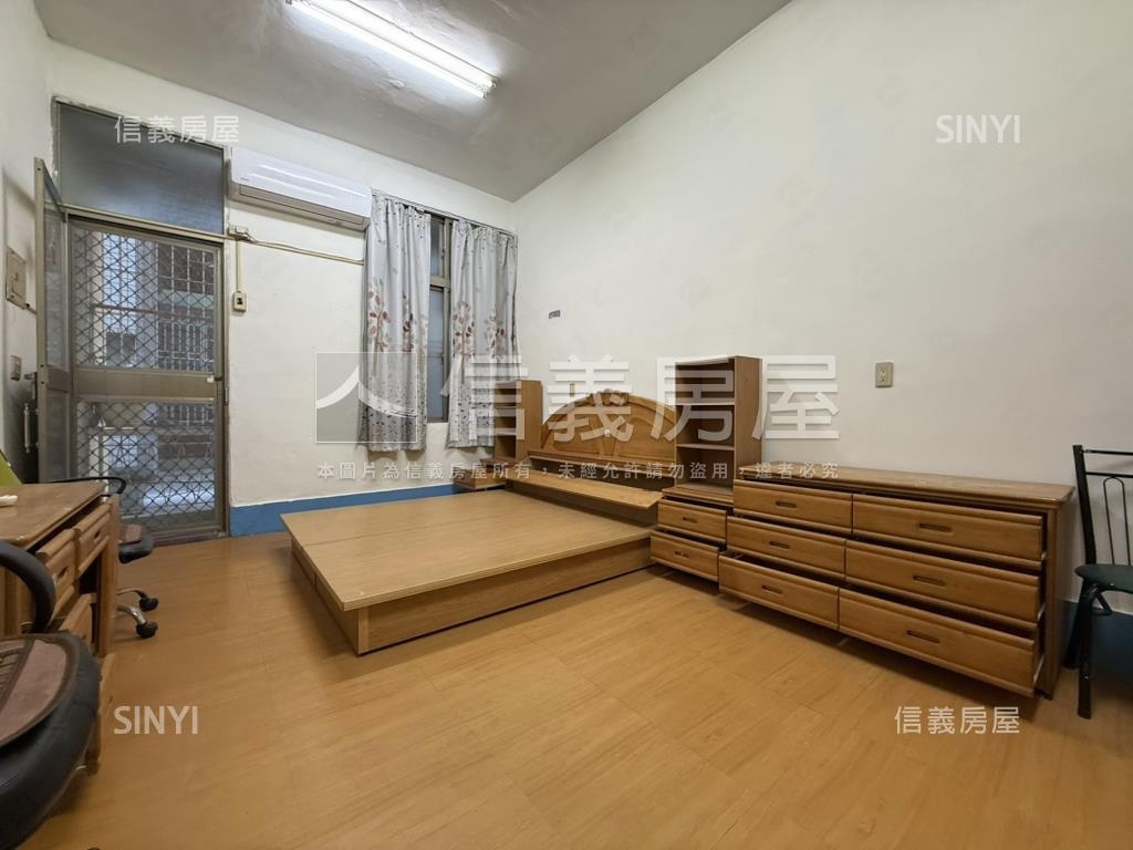 近衛武營活巷低總透天房屋室內格局與周邊環境