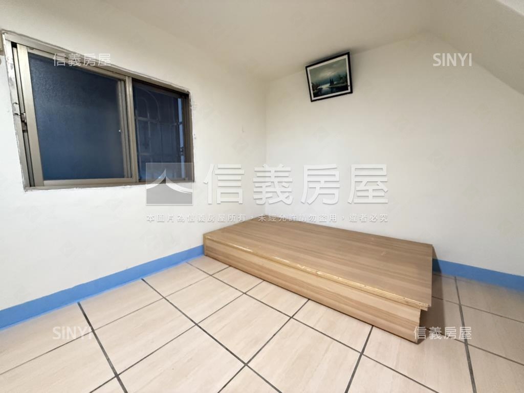 近衛武營活巷低總透天房屋室內格局與周邊環境